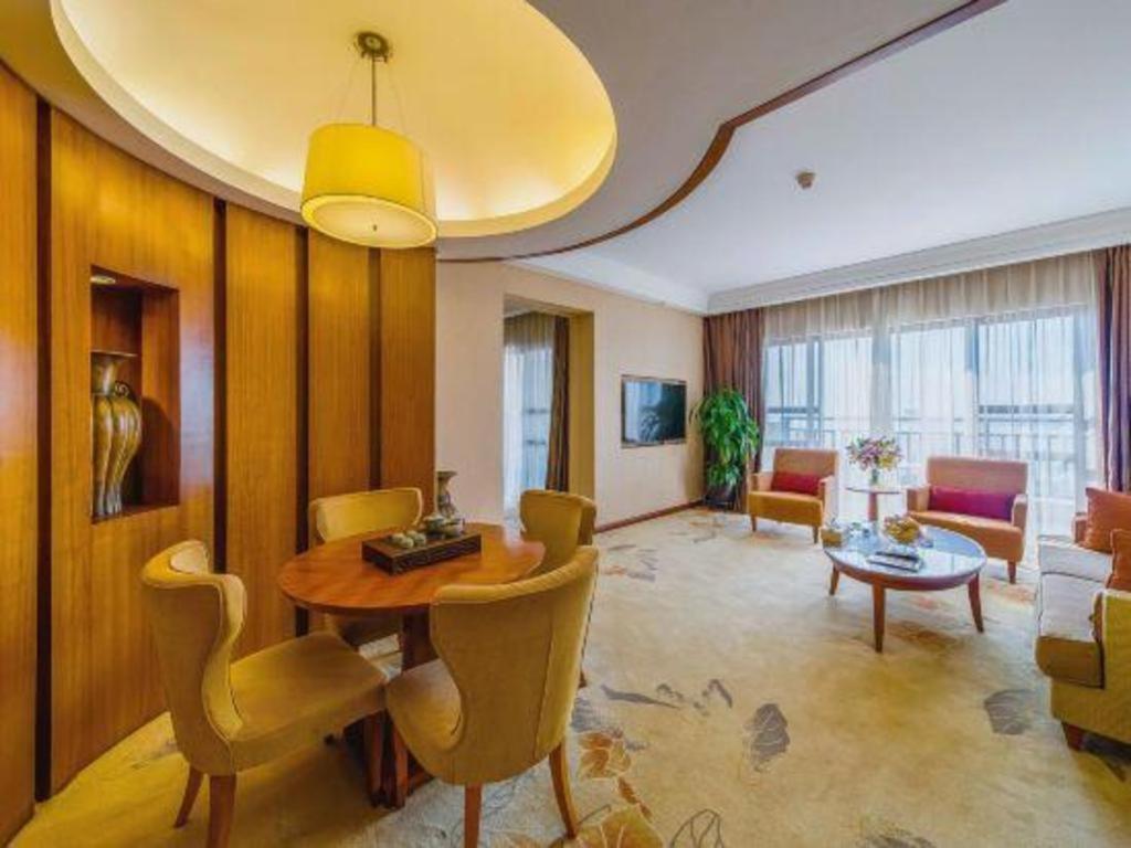 Ocean Spring Metropark Hotel Zhuhai Exterior foto