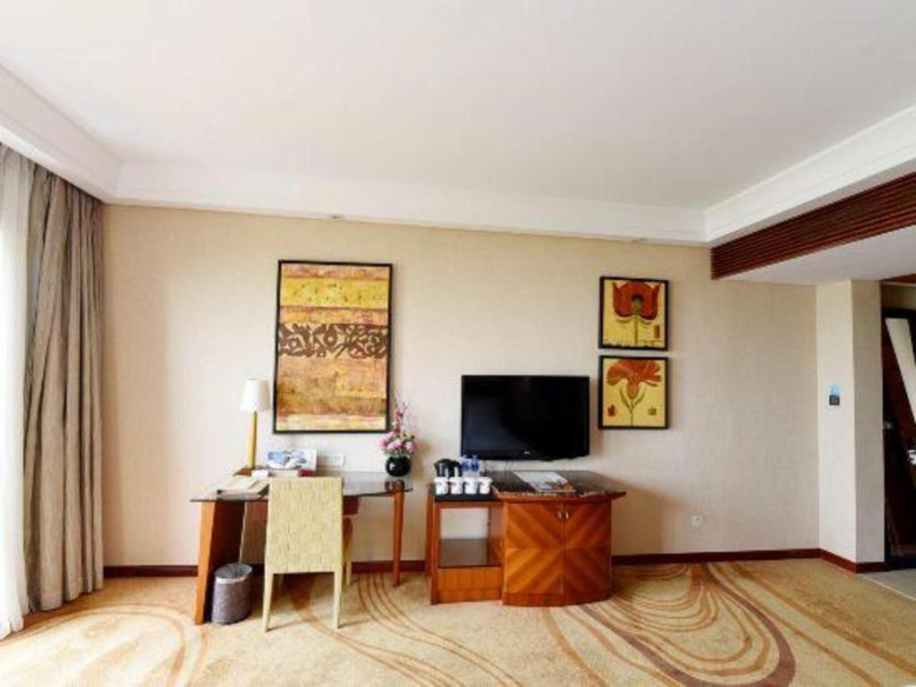 Ocean Spring Metropark Hotel Zhuhai Exterior foto